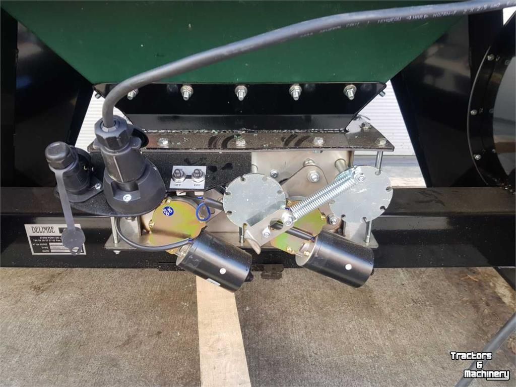 Delimbe T20-800 Fronttank- zaaimachine