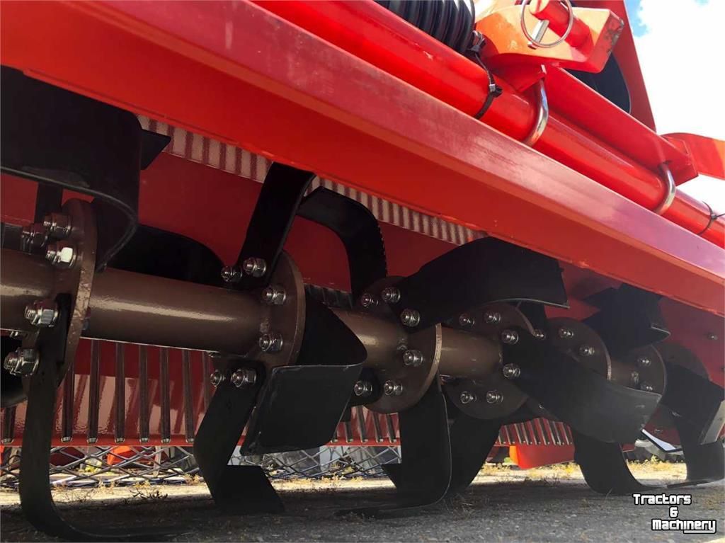 Boxer SB145 overtopfrees - grondfrees