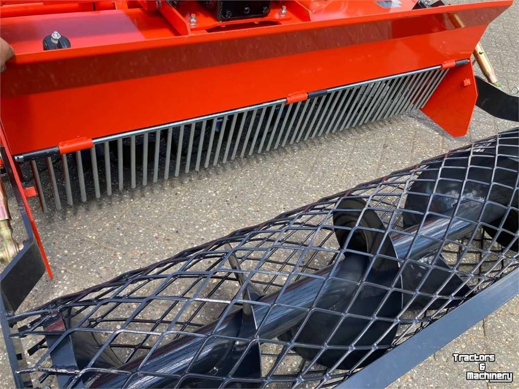 Boxer SB145 overtopfrees - grondfrees