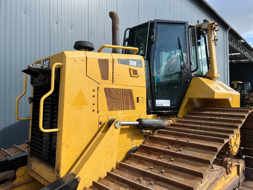 CAT D6N LGP