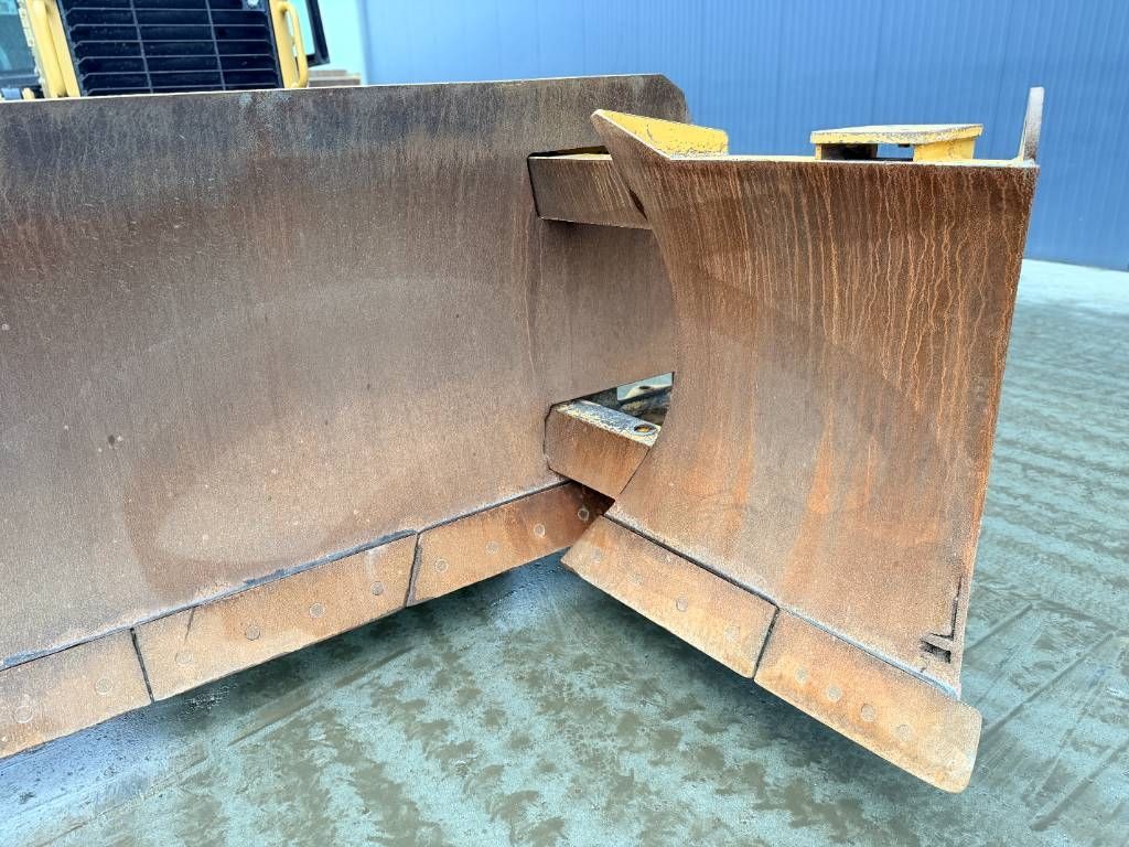 CAT D6N LGP - U/C 90% - Foldable blade - Ripper