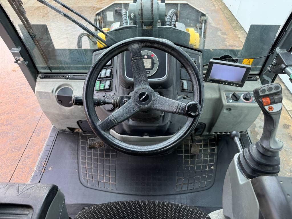 Wacker Neuson Kramer 8095 - 4 Wheel Steering / Bucket + Forks