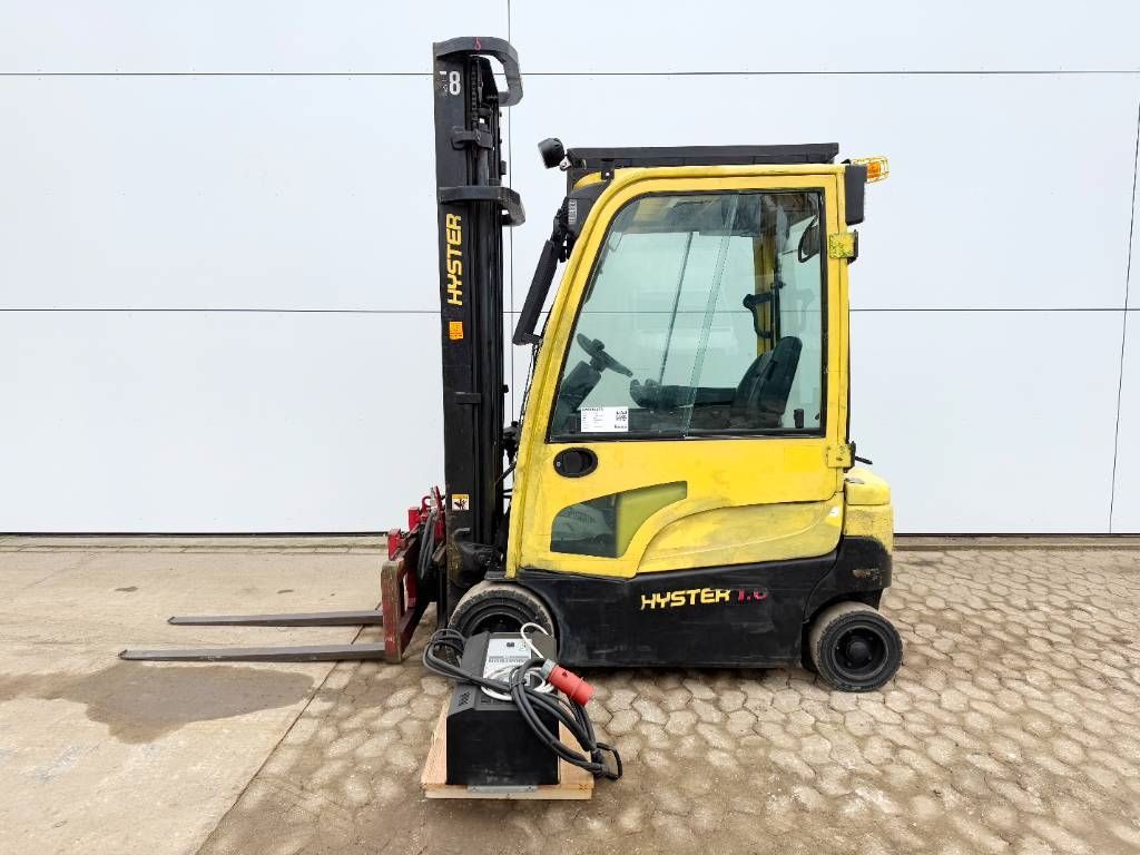 Hyster J1.6XN MWB - Duplex / Rotating Forks / Lithium