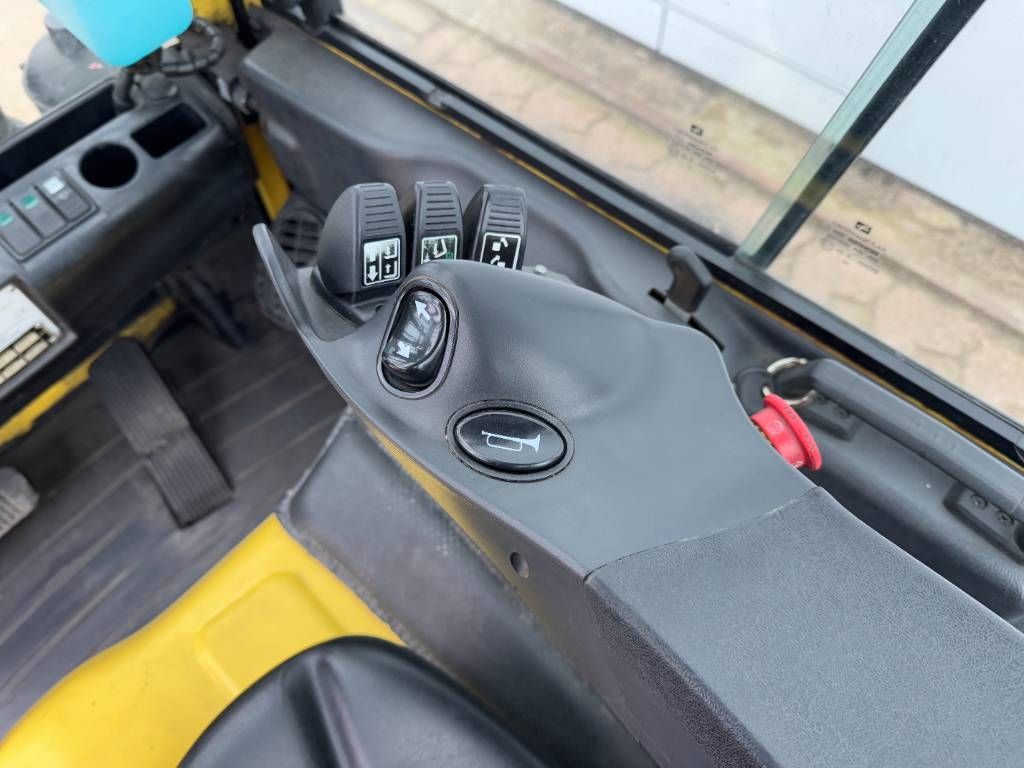 Hyster J1.6XN MWB - Duplex / Rotating Forks / Lithium
