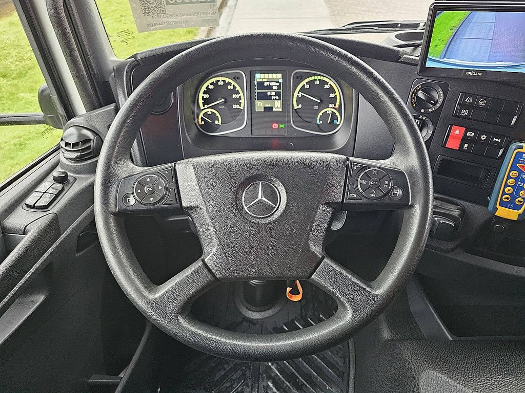 MERCEDES-BENZ ATEGO 1524 carrier syberia