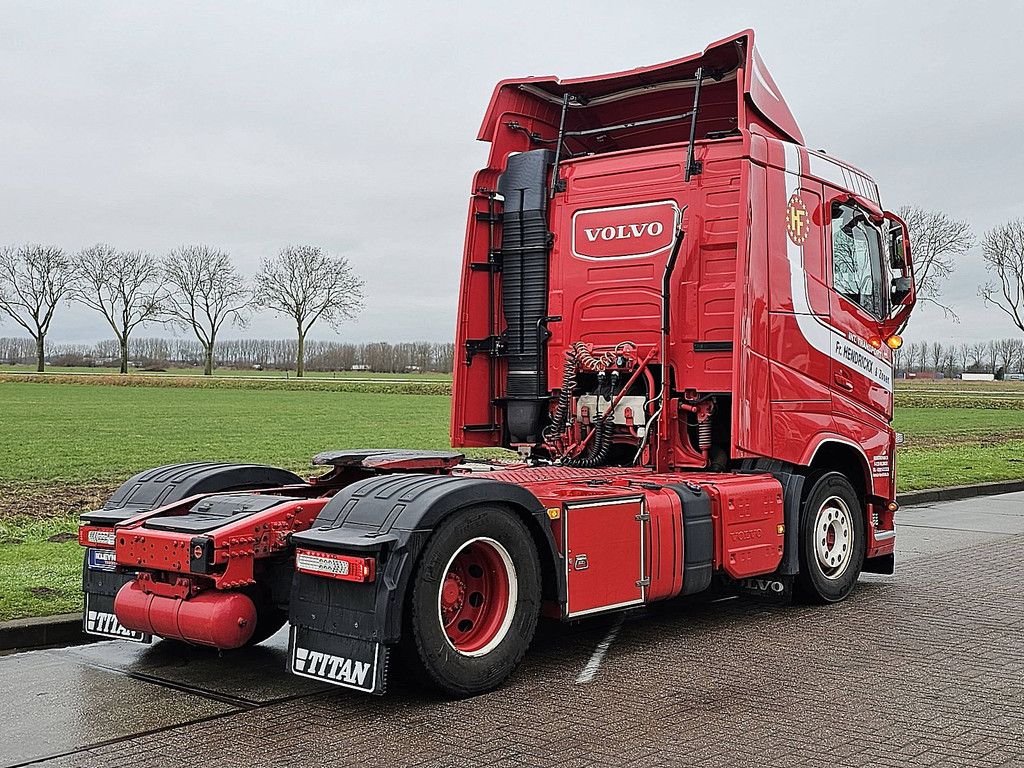 VOLVO FH 420 lng gas 1st owner
