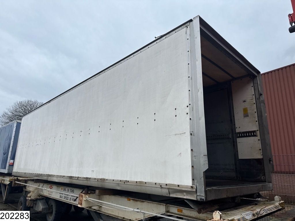 SMCI Gesloten laadbak