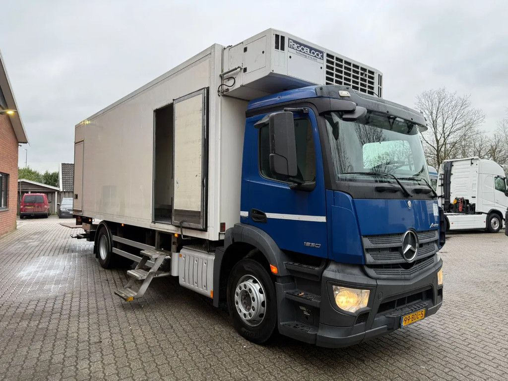 Mercedes-Benz Antos 1930 Frigoblock Dual temp 3 compartiments LBW AHK 319.640KM EURO 6 NL Truck!