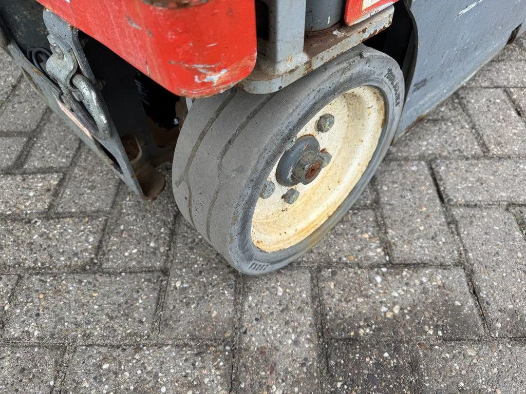 Skyjack SJ16 Hoogwerker Masthoogwerker