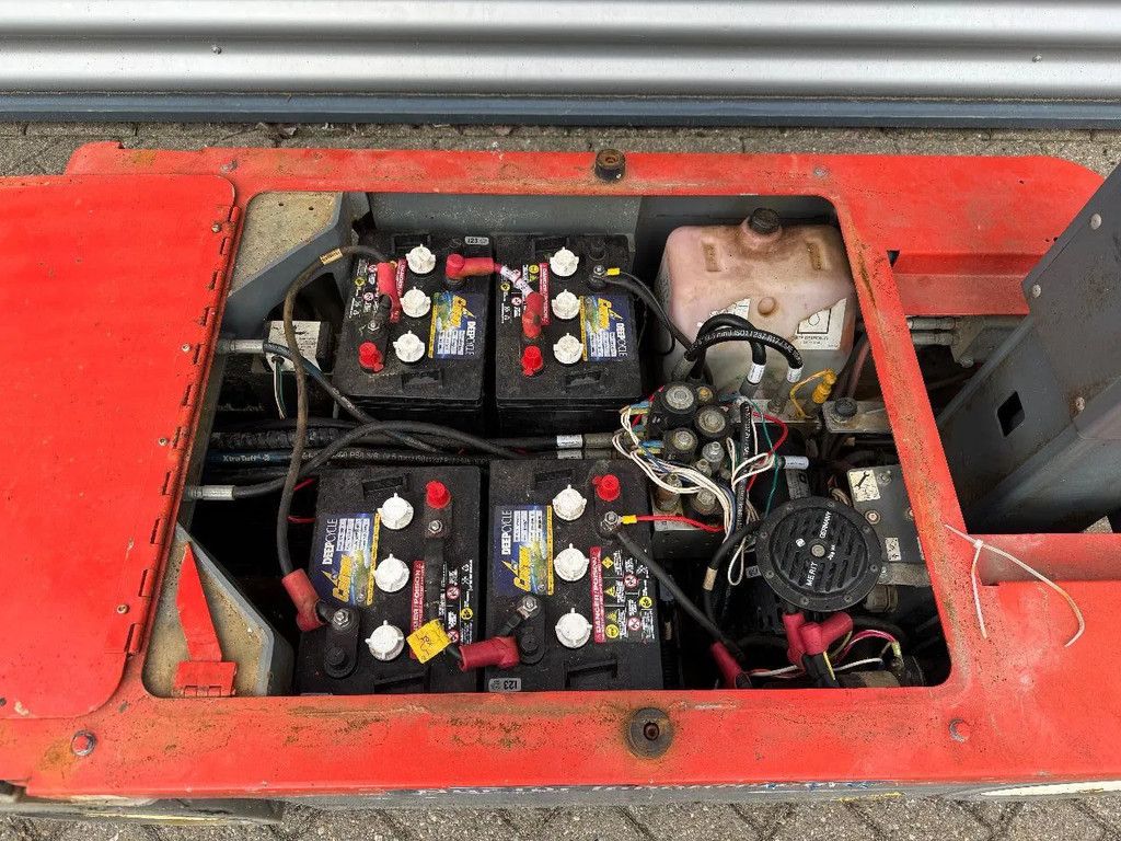 Skyjack SJ16 Hoogwerker Masthoogwerker