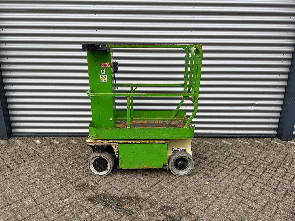 JLG 1230ES Hoogwerker Masthoogwerker