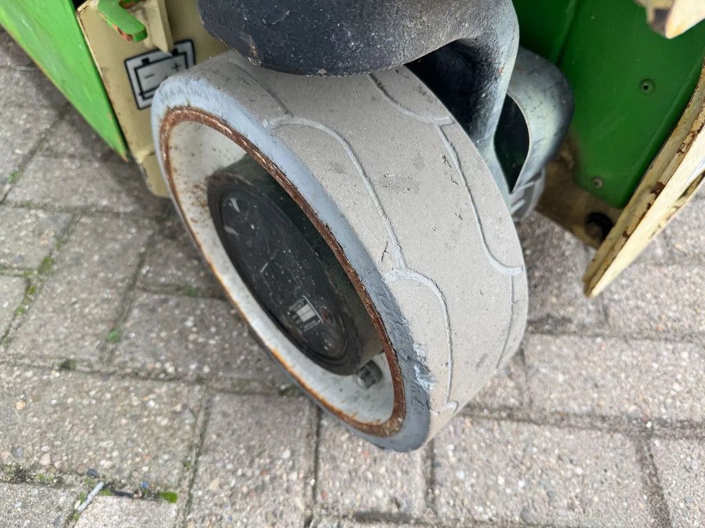 JLG 1230ES Hoogwerker Masthoogwerker