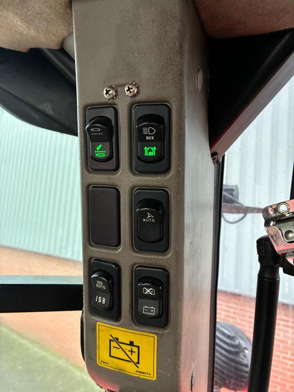 Case Optum Optum 300CVX