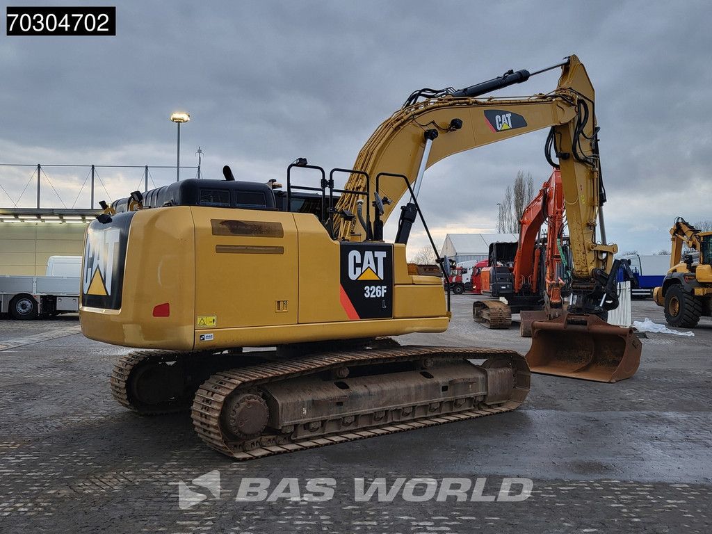 Caterpillar 326 F L