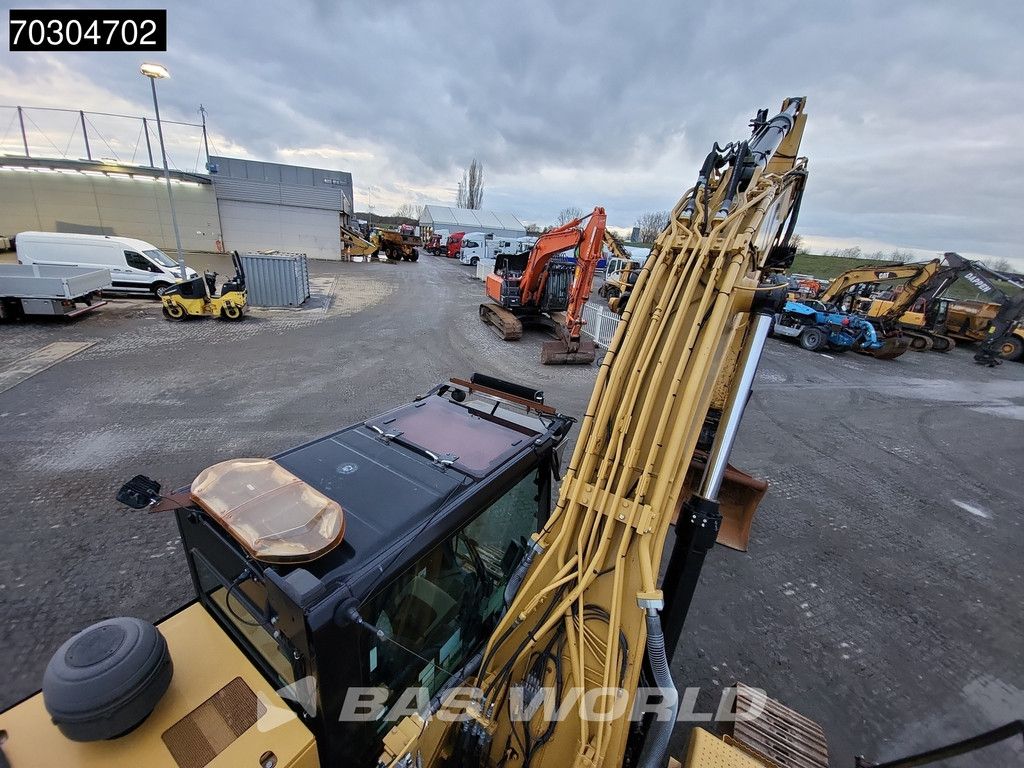 Caterpillar 326 F L