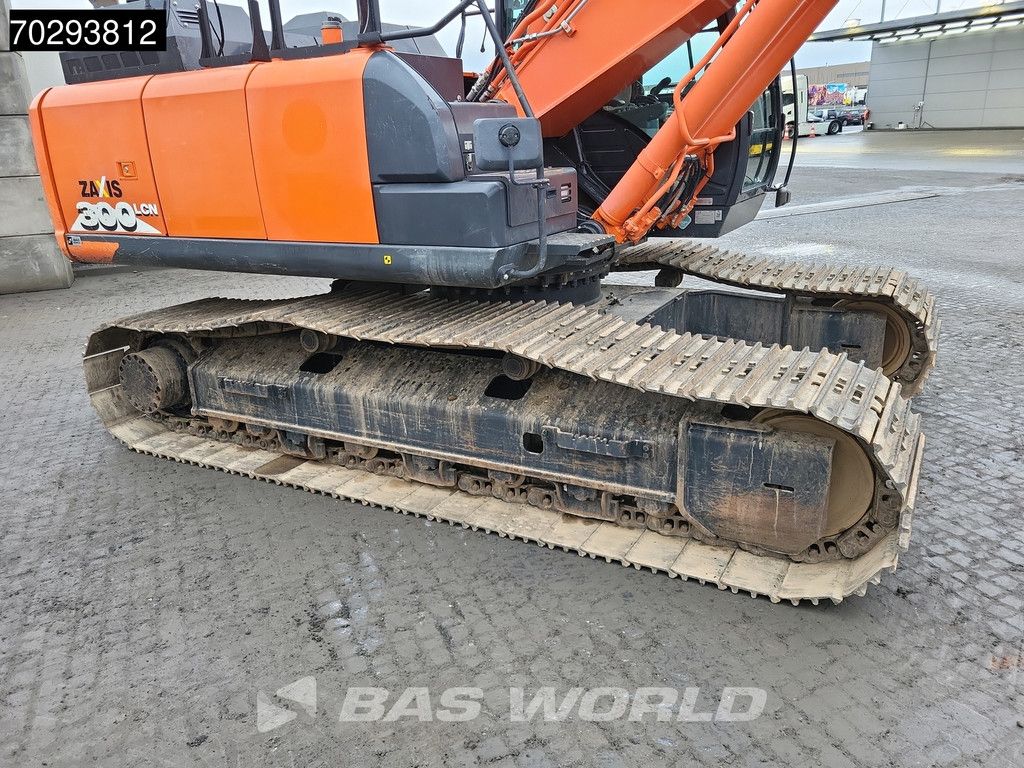 Hitachi ZX300 LCN -6