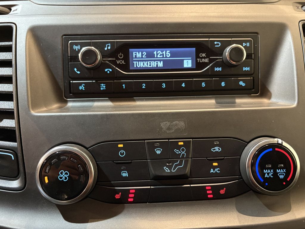 Ford Transit Custom 340 2.0 TDCI L2H1 Trend 130 PK / Euro 6 / Airco / Cruise Control / Trekhaak / Imperiaal / PDC