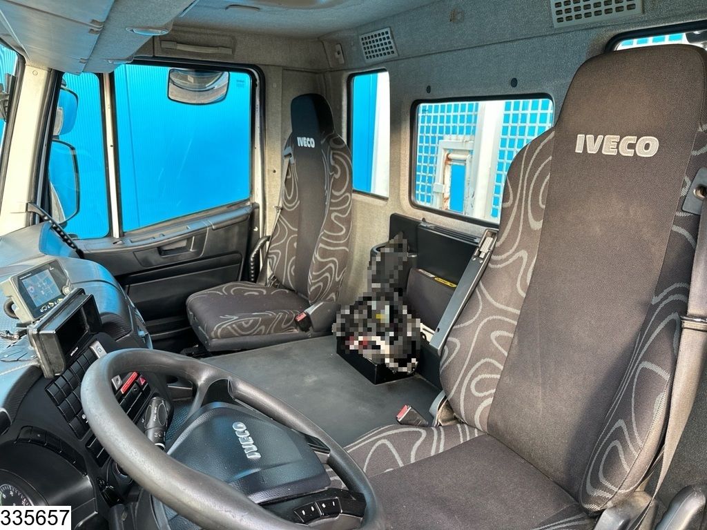 Iveco Trakker 450 6X4, EURO 6, Steel suspension