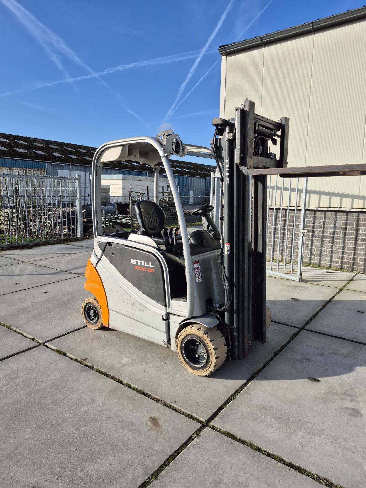 Still RX20-20P triplex sideshift 4.820 mm bj 2015 5615 uur