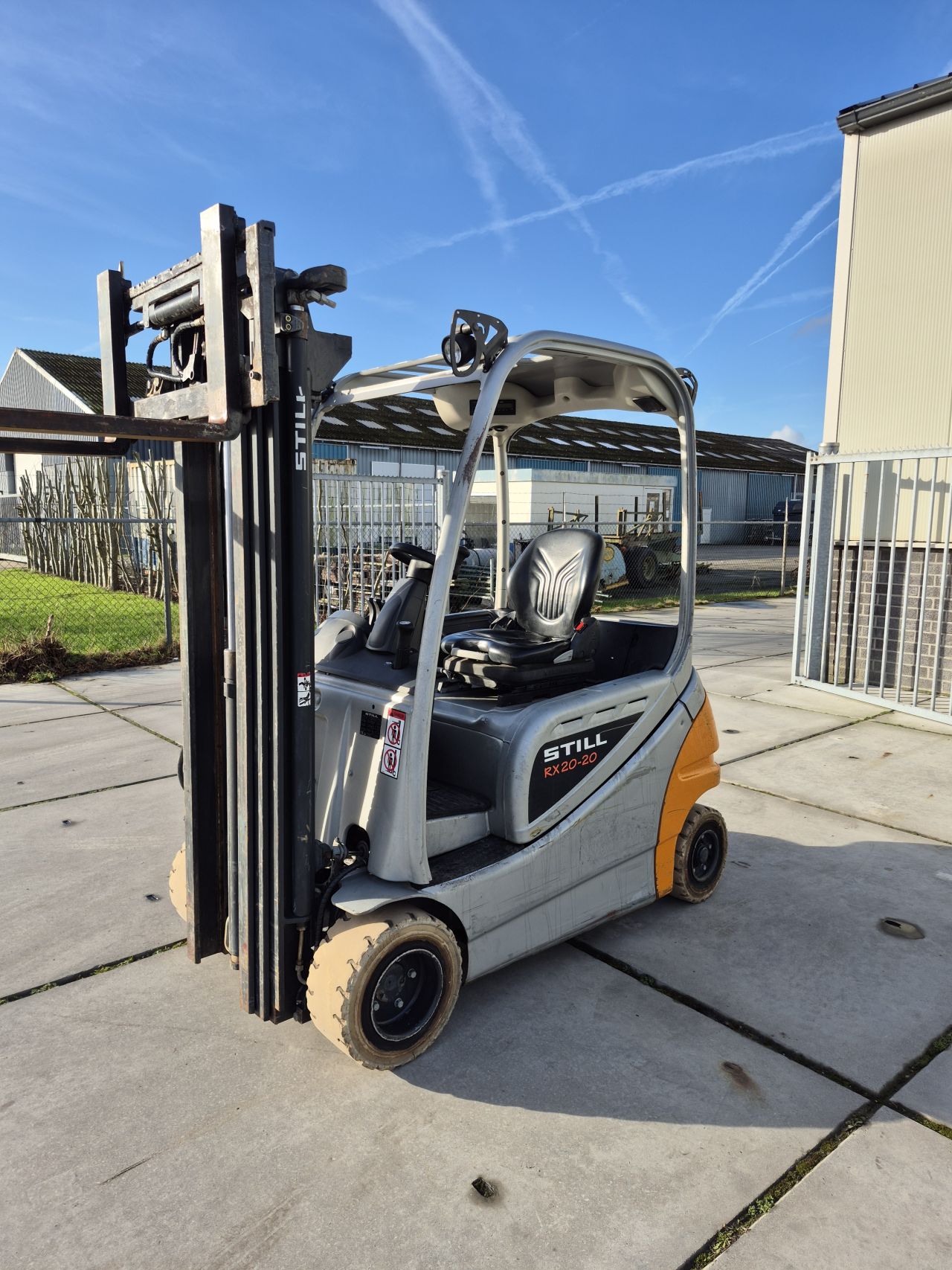 Still RX20-20P triplex sideshift 4.820 mm bj 2015 5615 uur