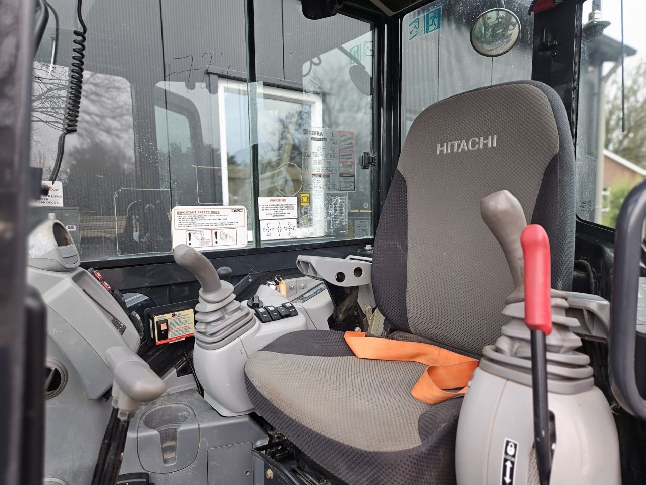 Hitachi ZX55 U-6 CLR