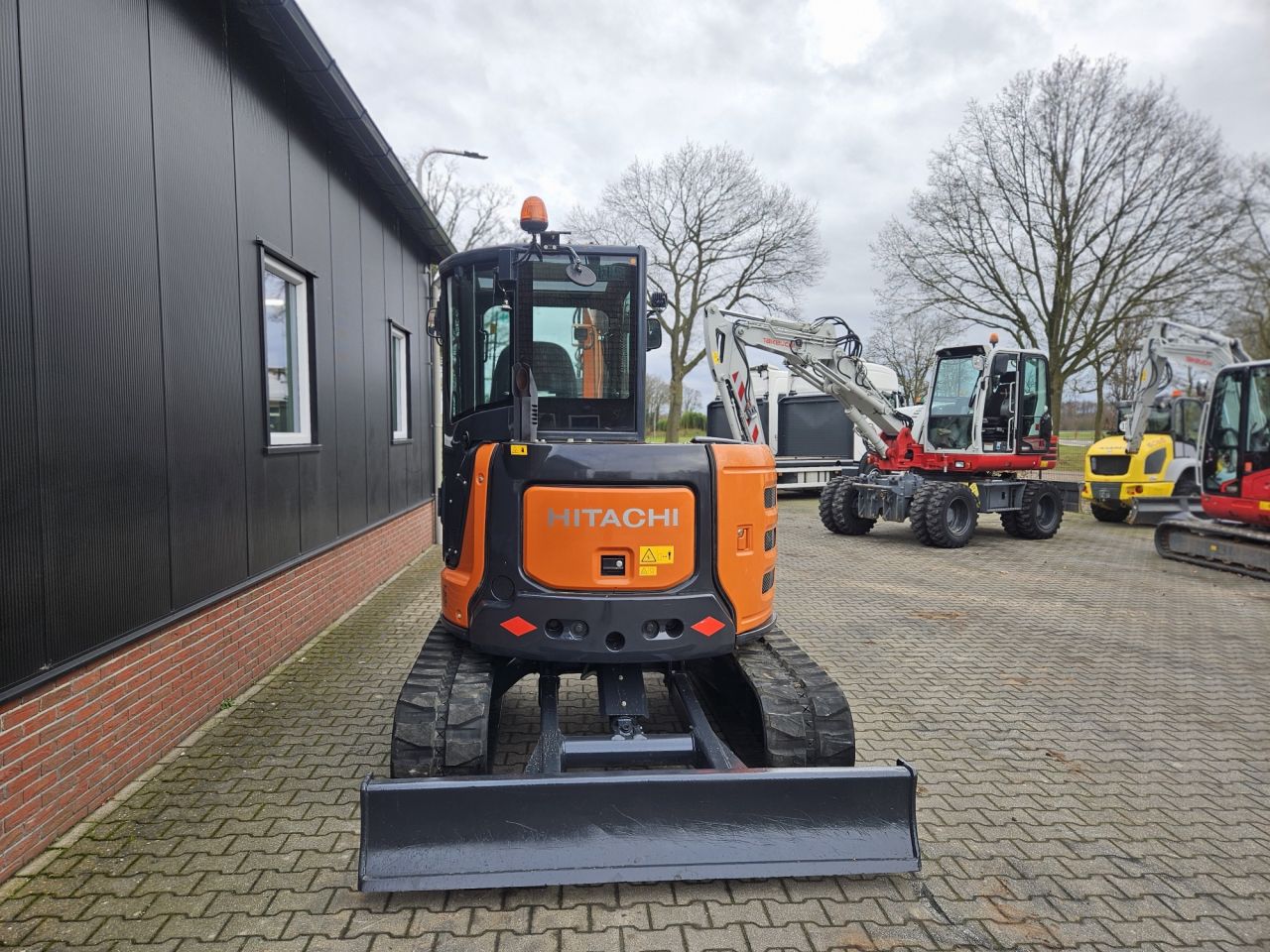 Hitachi ZX55 U-6 CLR