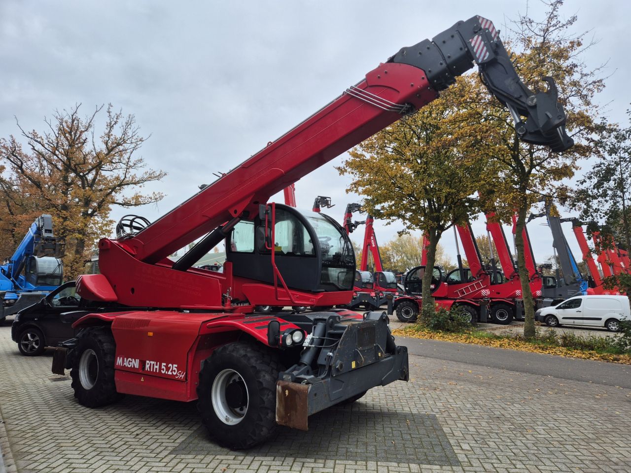Used MAGNI RTH 5.25 SH roto telescopic