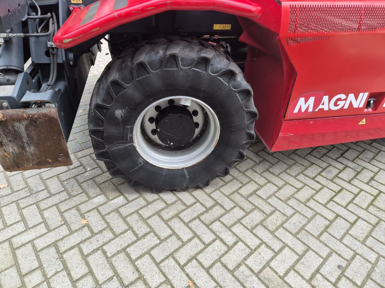 Used MAGNI RTH 5.25 SH roto telescopic