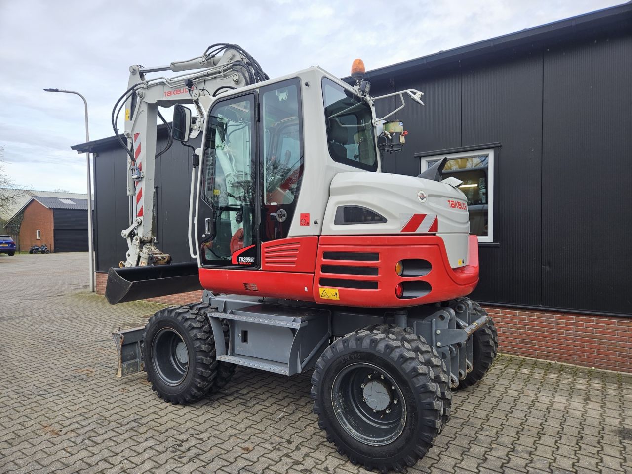 Takeuchi TB295W stage V
