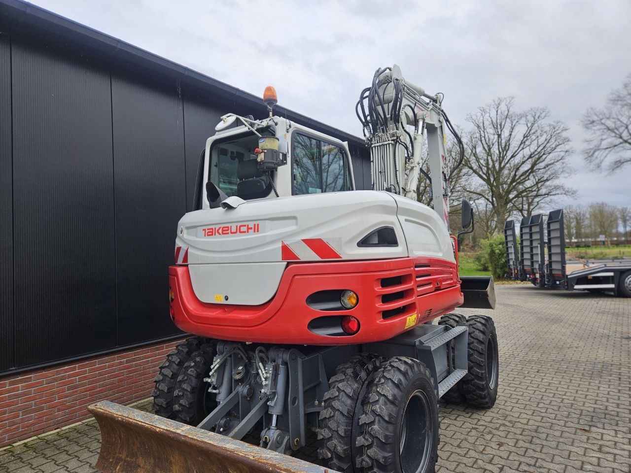 Takeuchi TB295W stage V