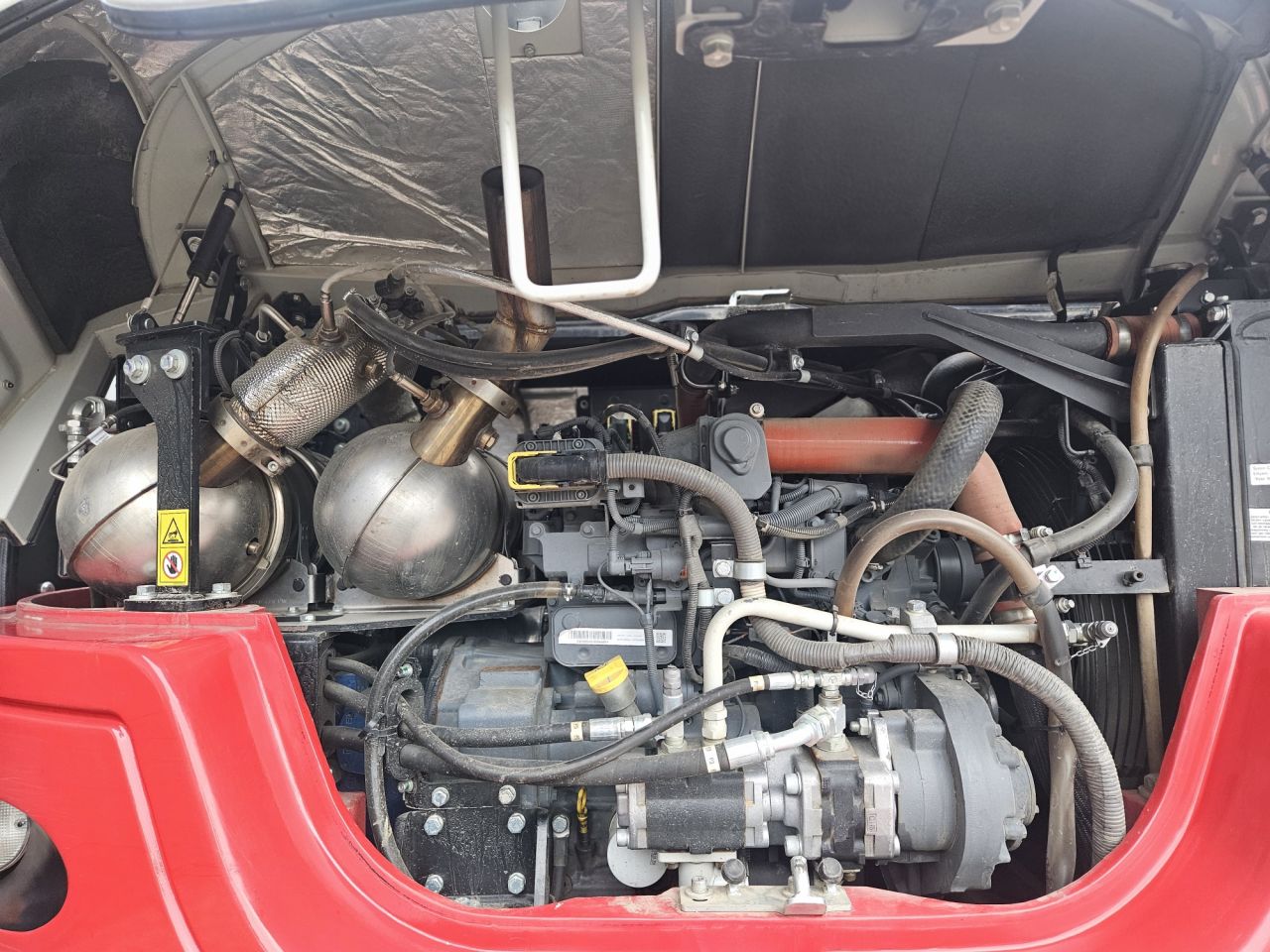 Takeuchi TB295W stage V