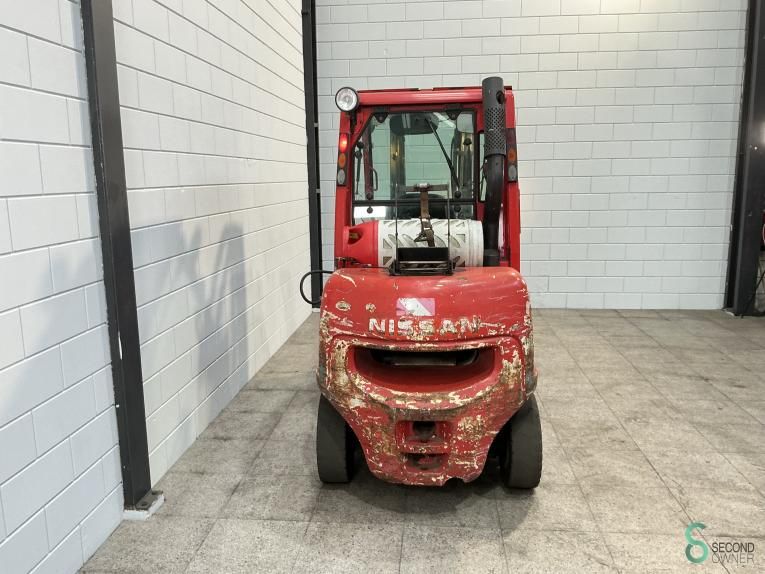Heftrucks LPG Nissan UG 1 D 2 A 32 LQ 2008 Vrije-heffing