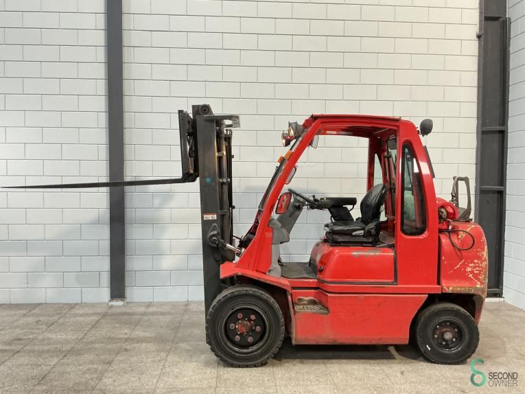 Heftrucks LPG Nissan UG 1 D 2 A 32 LQ 2008 Vrije-heffing