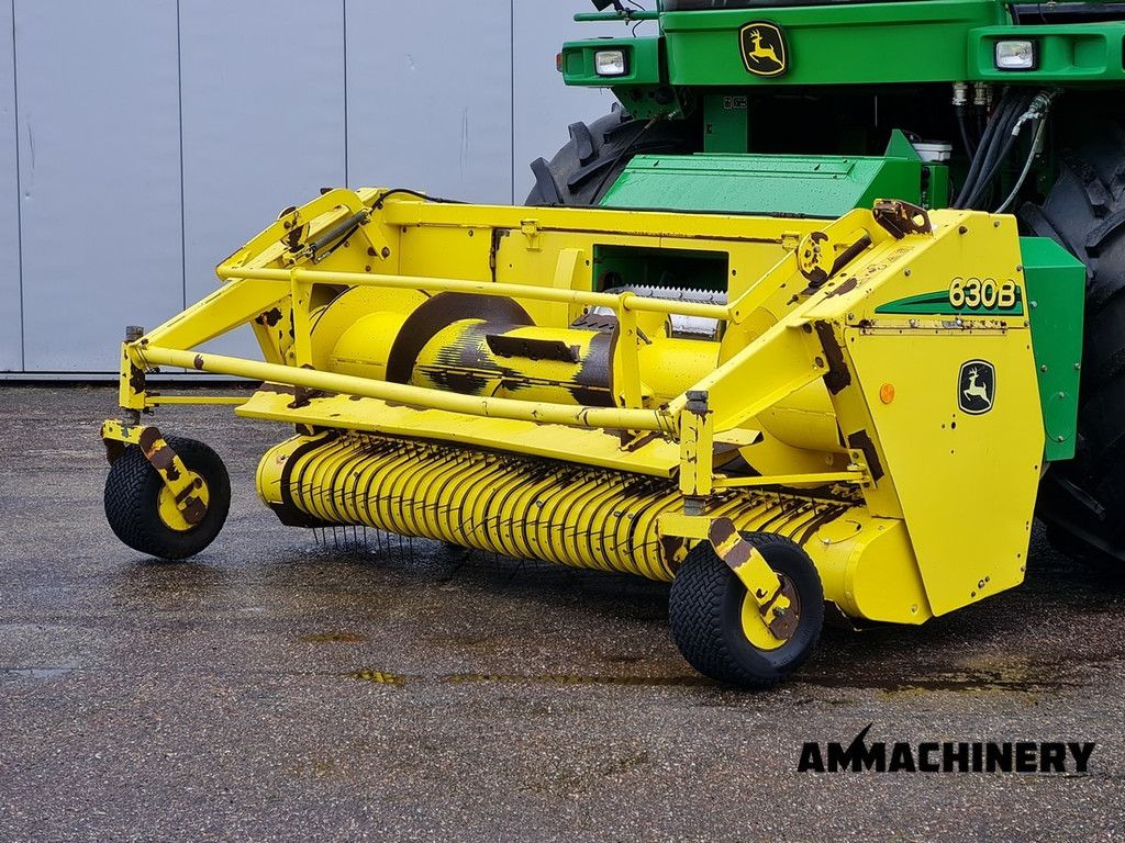 John Deere 630B
