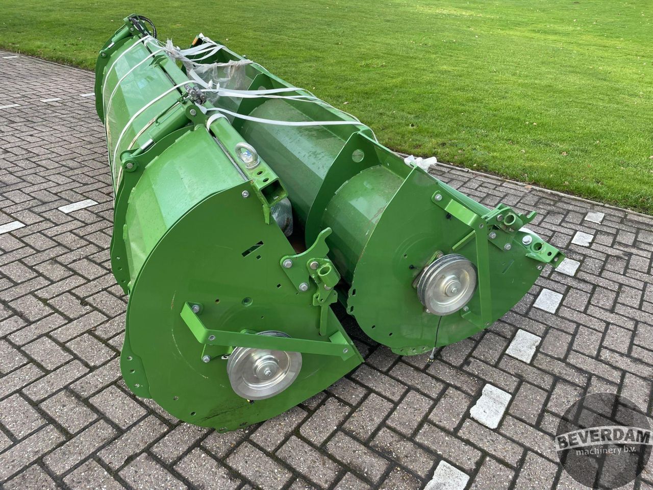 Krone Big M450 zwadvijzel / Schwadschnecke