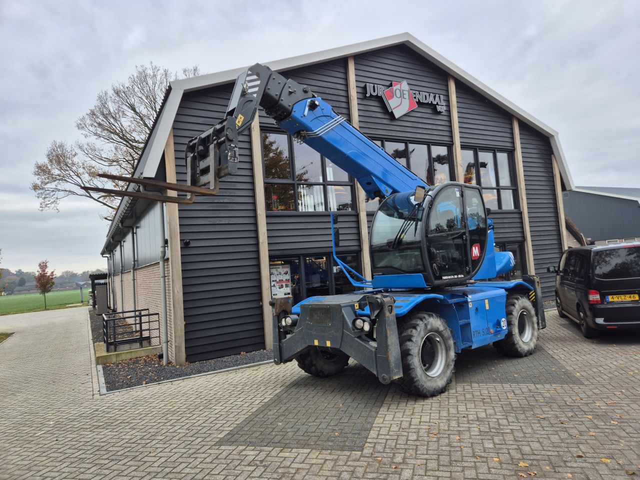 Used MAGNI RTH 5.21 roto telescopic with lifting height up to 21