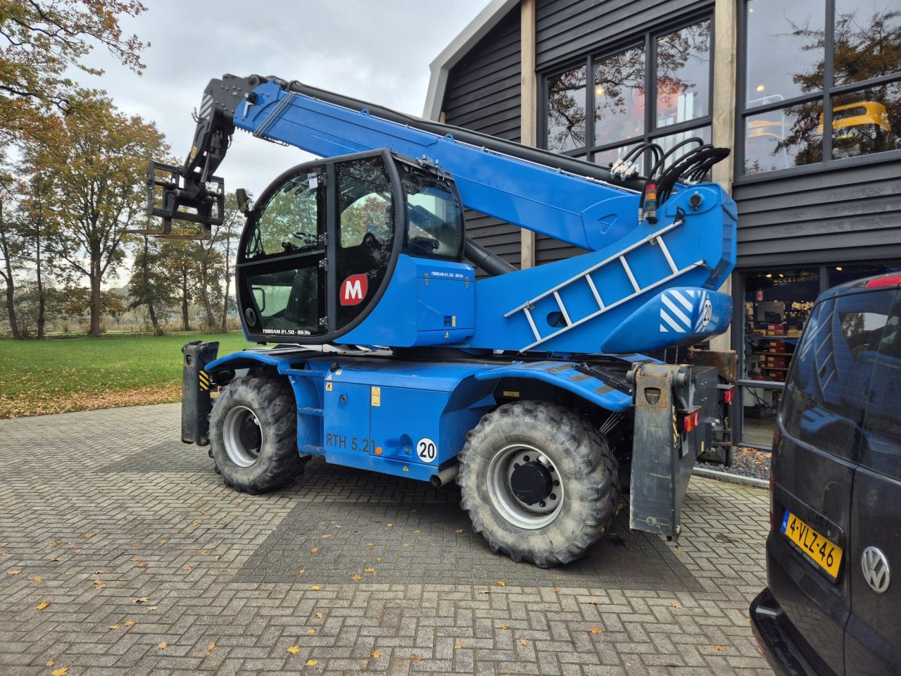 Used MAGNI RTH 5.21 roto telescopic with lifting height up to 21