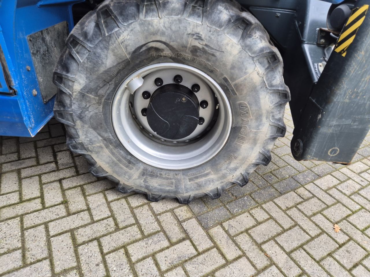 Used MAGNI RTH 5.21 roto telescopic with lifting height up to 21