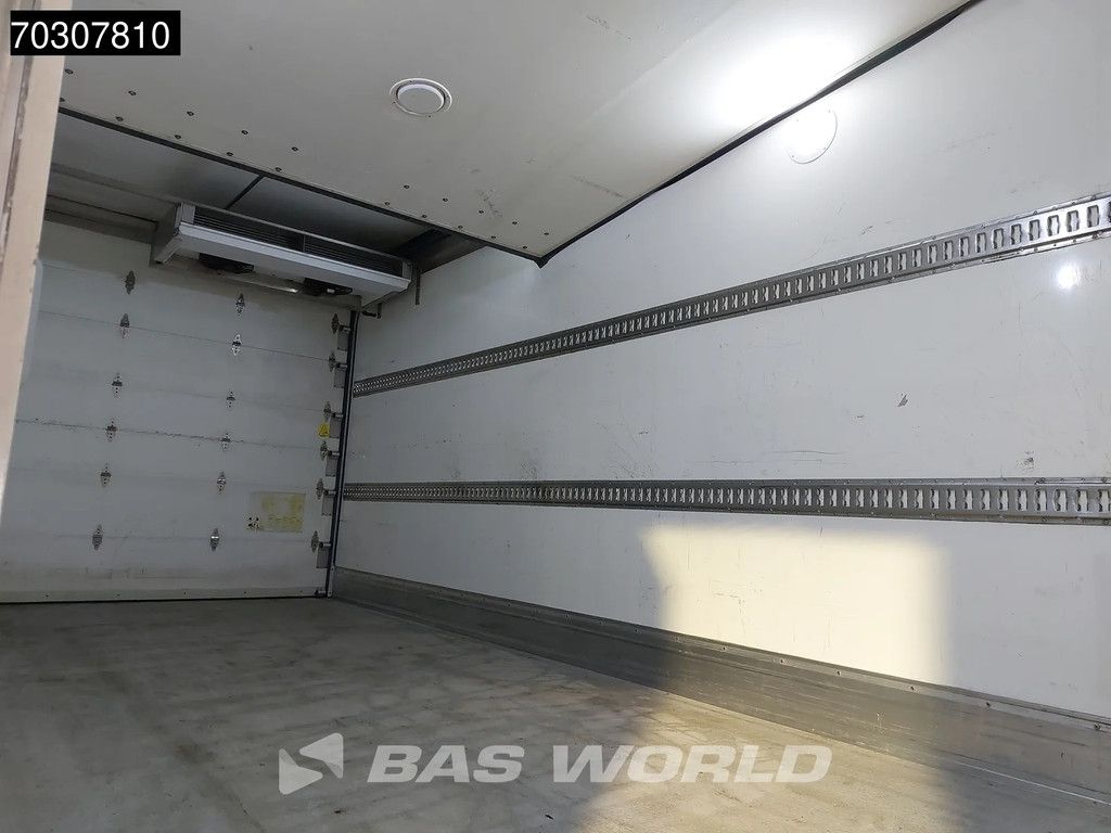 Mercedes Antos 1924 4X2 EuroFrigo 2000kg underfold tailgate Automatic Euro 6