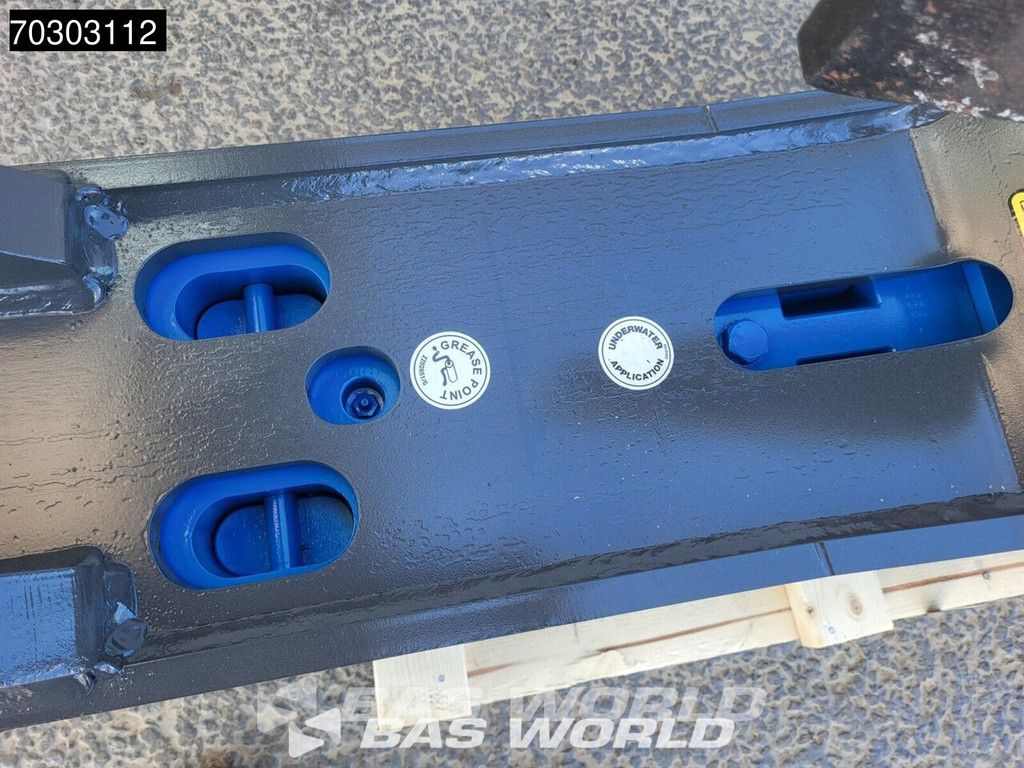 Mustang HM2700 NEW UNUSED - SUITS 22-43 TON