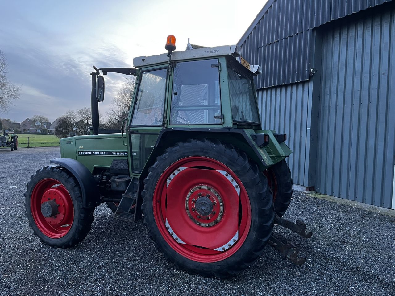 Fendt Farmer 309 LSA 40km