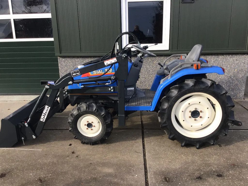 Iseki Mini trekker Iseki Sial 19 met nieuwe voorlader