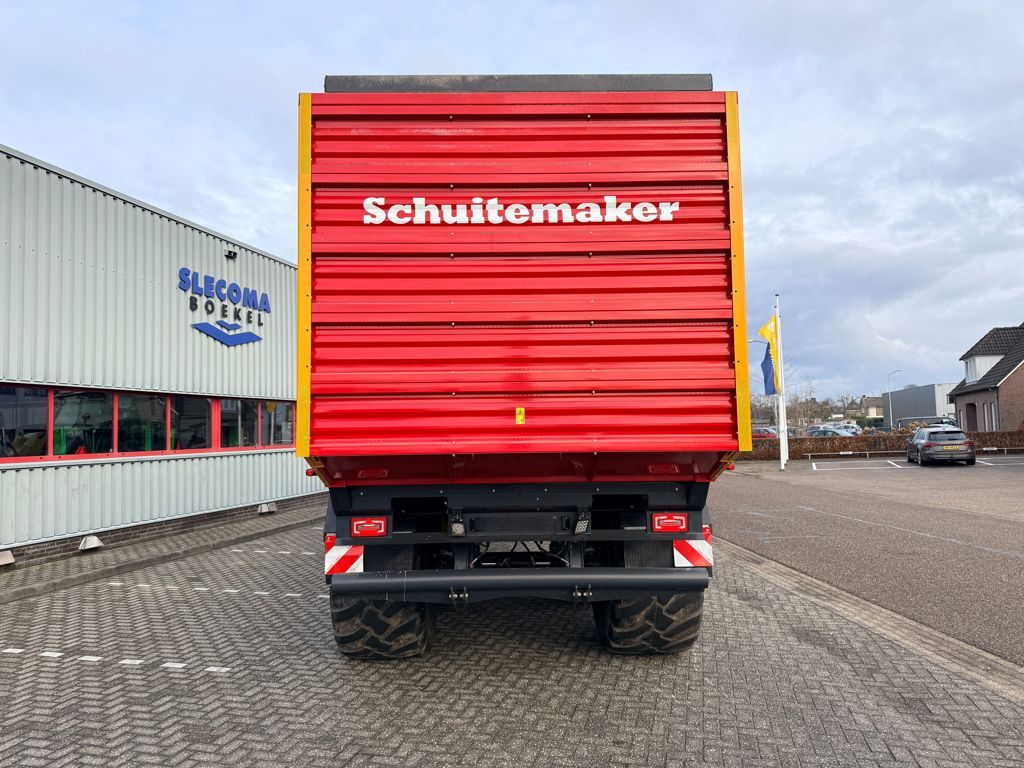 Schuitemaker Siwa 720S Silagewagen