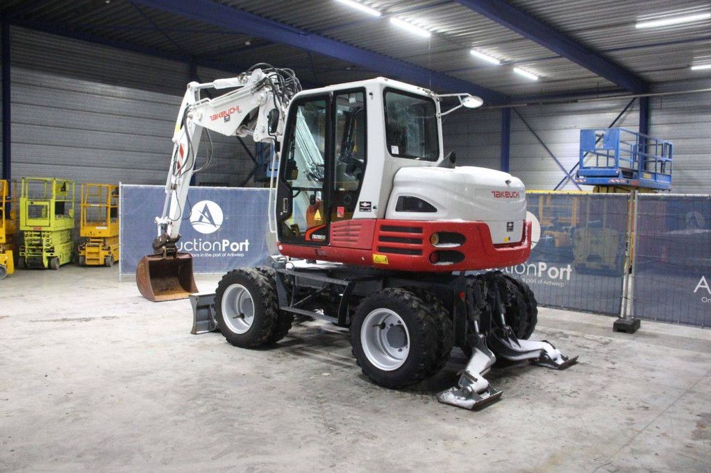 Radbagger Takeuchi TB295W Diesel 77kW 2013