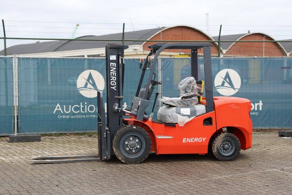 Gabelstapler Energy CPC30 Diesel 3000kg 3m Neu