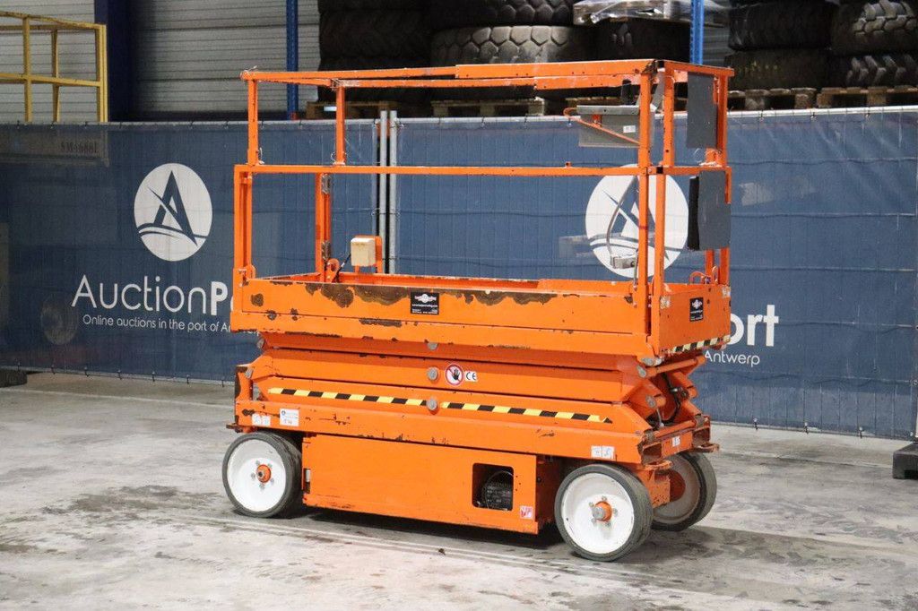 Scherenbühne Skyjack SJ3220 Electric 8m 2016