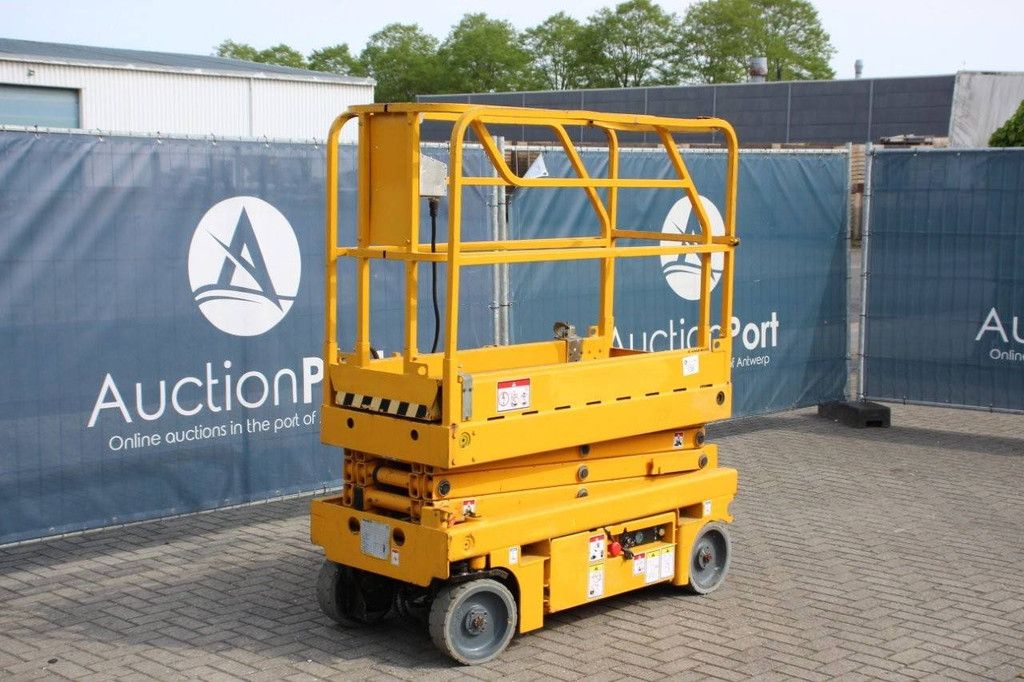 Scherenarbeitsbühne Haulotte Optimum 8 Electric 7,77 m 2010