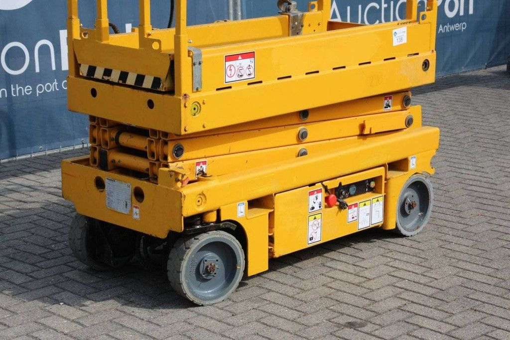 Scherenarbeitsbühne Haulotte Optimum 8 Electric 7,77 m 2010