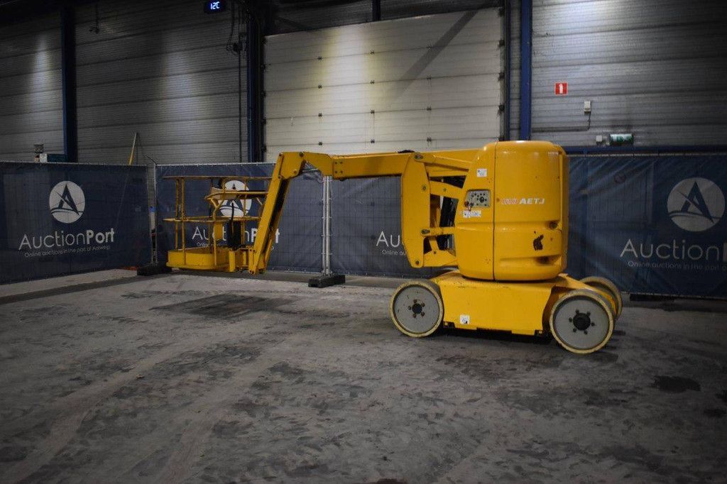 Knikarmhoogwerker Manitou 120 AETJ Elektrisch 12m