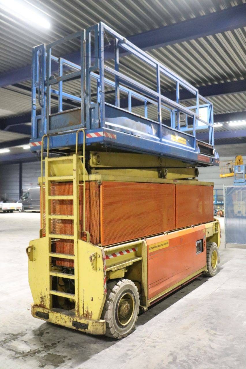 Scissor lift German S205 E12 Electric 22.5m